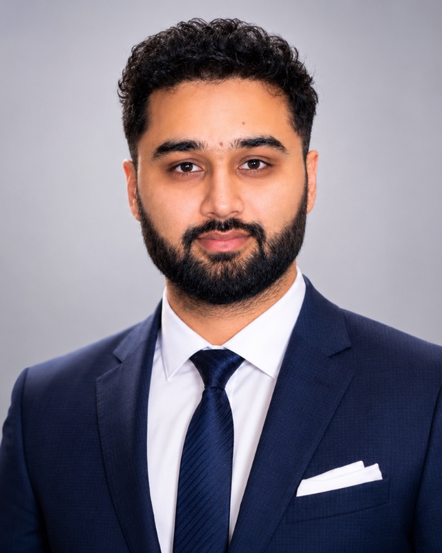 Karan Kang headshot