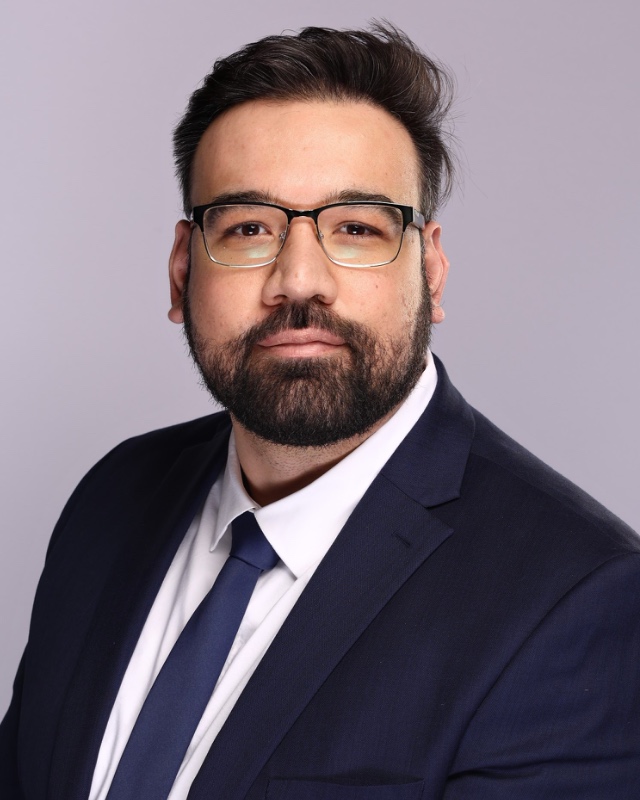 Safwat Butt headshot